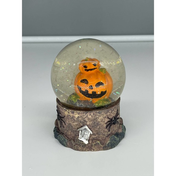 Pre-owned Greenbrier Small Halloween Glitter Water Globe Pumpkins EUC - Item 2 - Picture 1 of 8